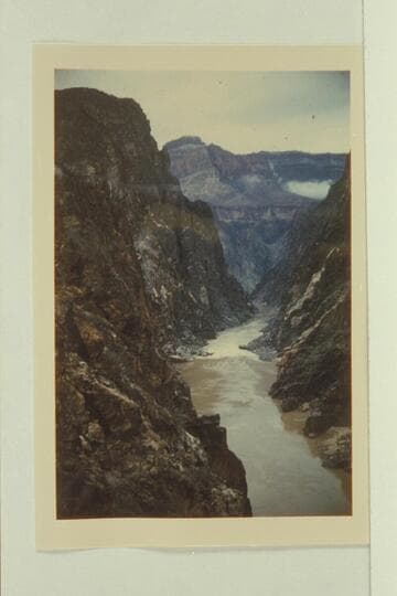 Horn Creek Rapid. Bright Angel gauge: 7,300 cfs