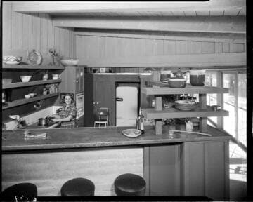Commercial kitchen