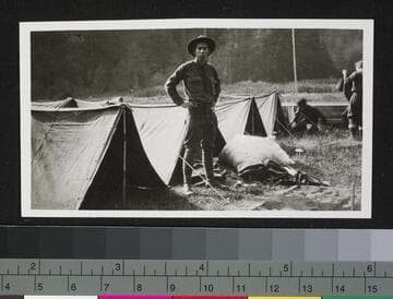 Soldiers with tents