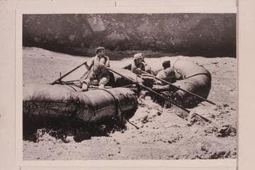 Hatch crew in Warm Springs Rapid, Yampa River. Boulder, Colorado. The use of oar pins and the general haywire rig provide dangerous elements to the point of negligence